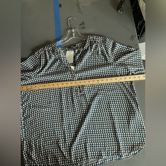 NYDJ Blue and Tan Geometric Blouse - Picture 7 of 8